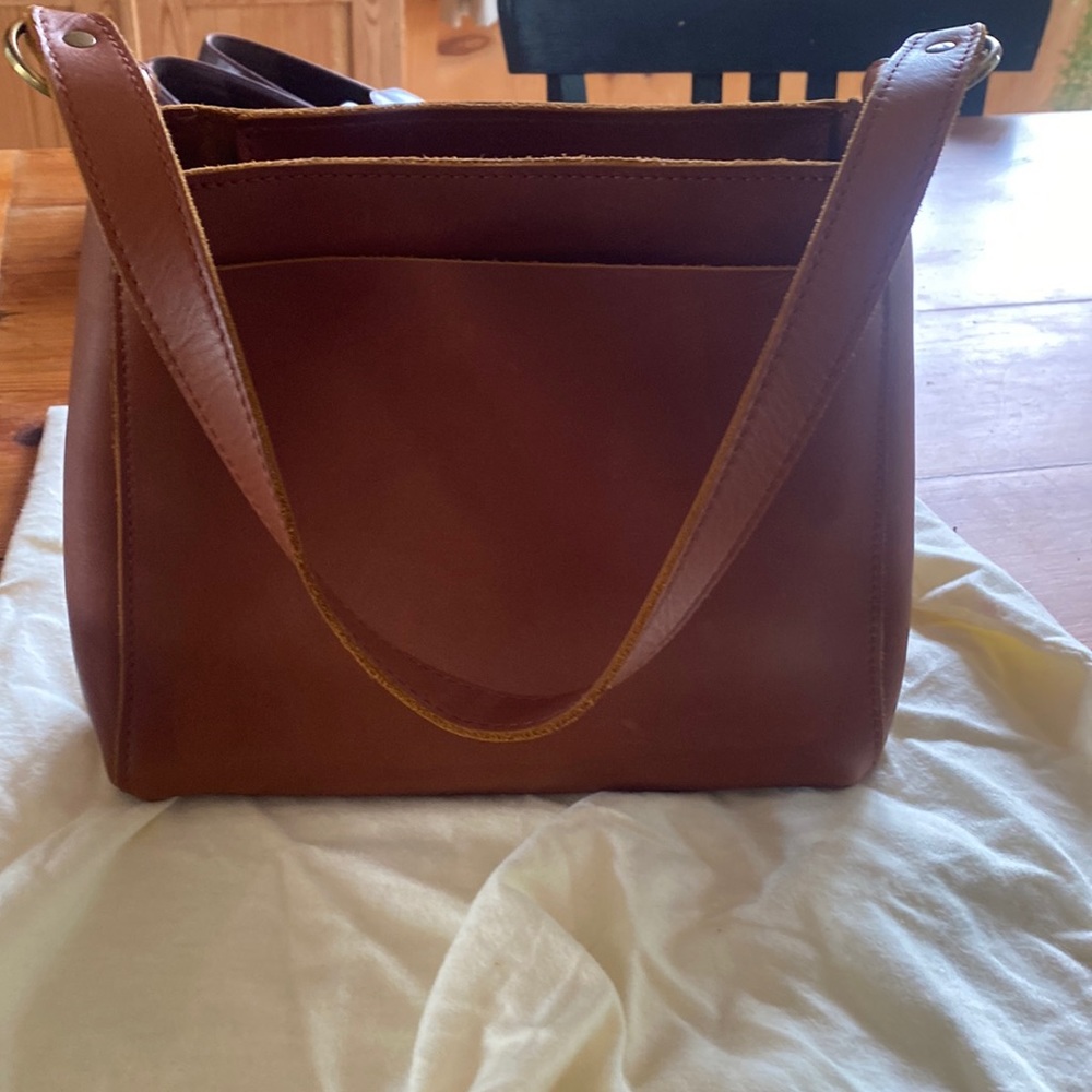 Portland leather triangle bag in honey